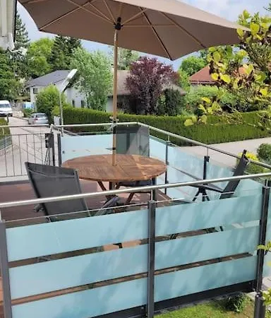 Grosse Sued-oestlich Von Muenchen Mit Fitnessraum